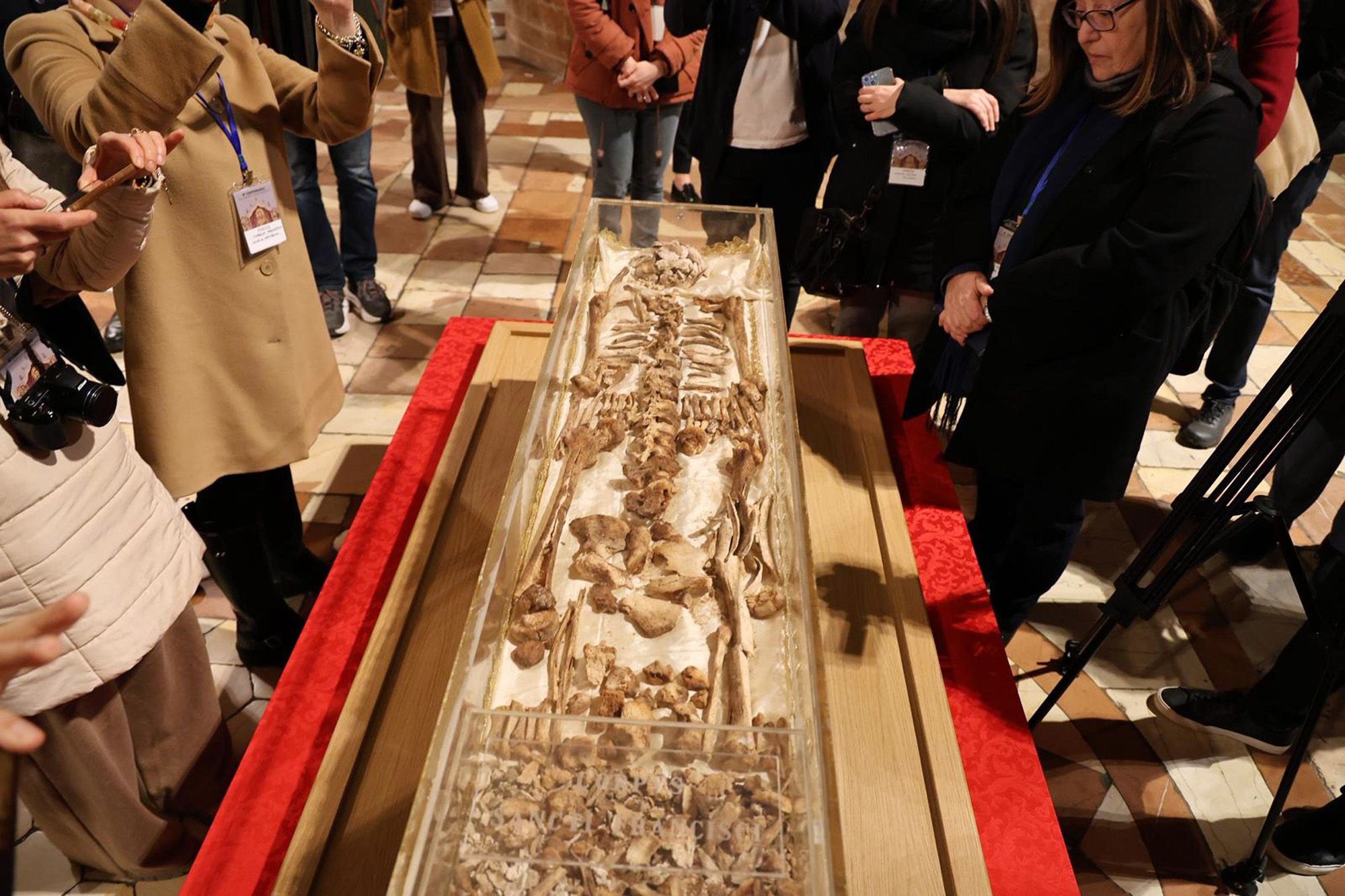 <i>Gregorio Borgia/AP via CNN Newsource</i><br/>Visitors line up to see the bones of St. Francis in the basilica.
