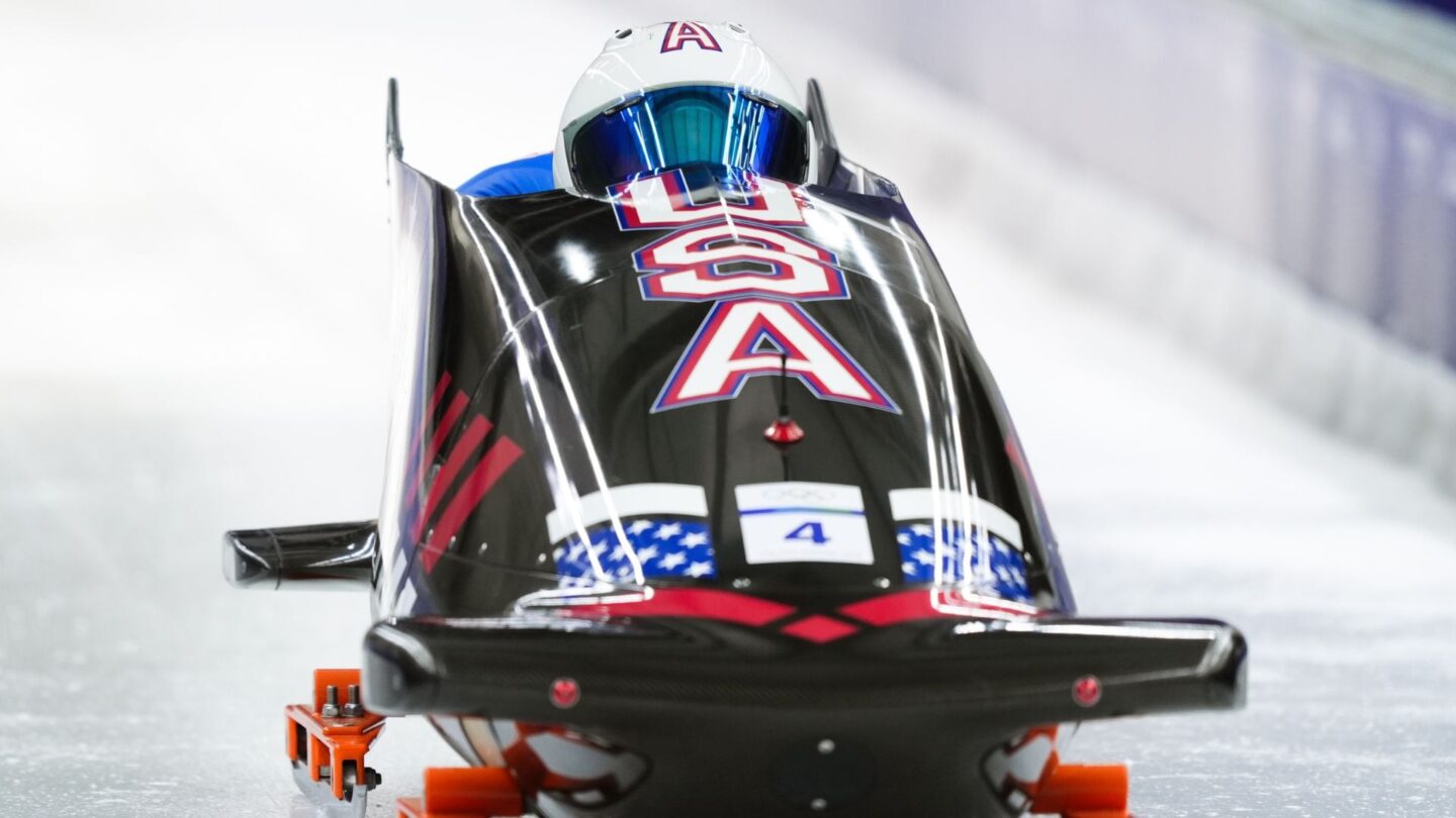Frank Del Duca pilots USA 2-man bobsled on Run 2