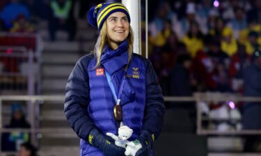 Ebba Andersson receives gold medal for women's 50km classic