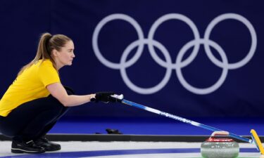 Swedish player await a throw