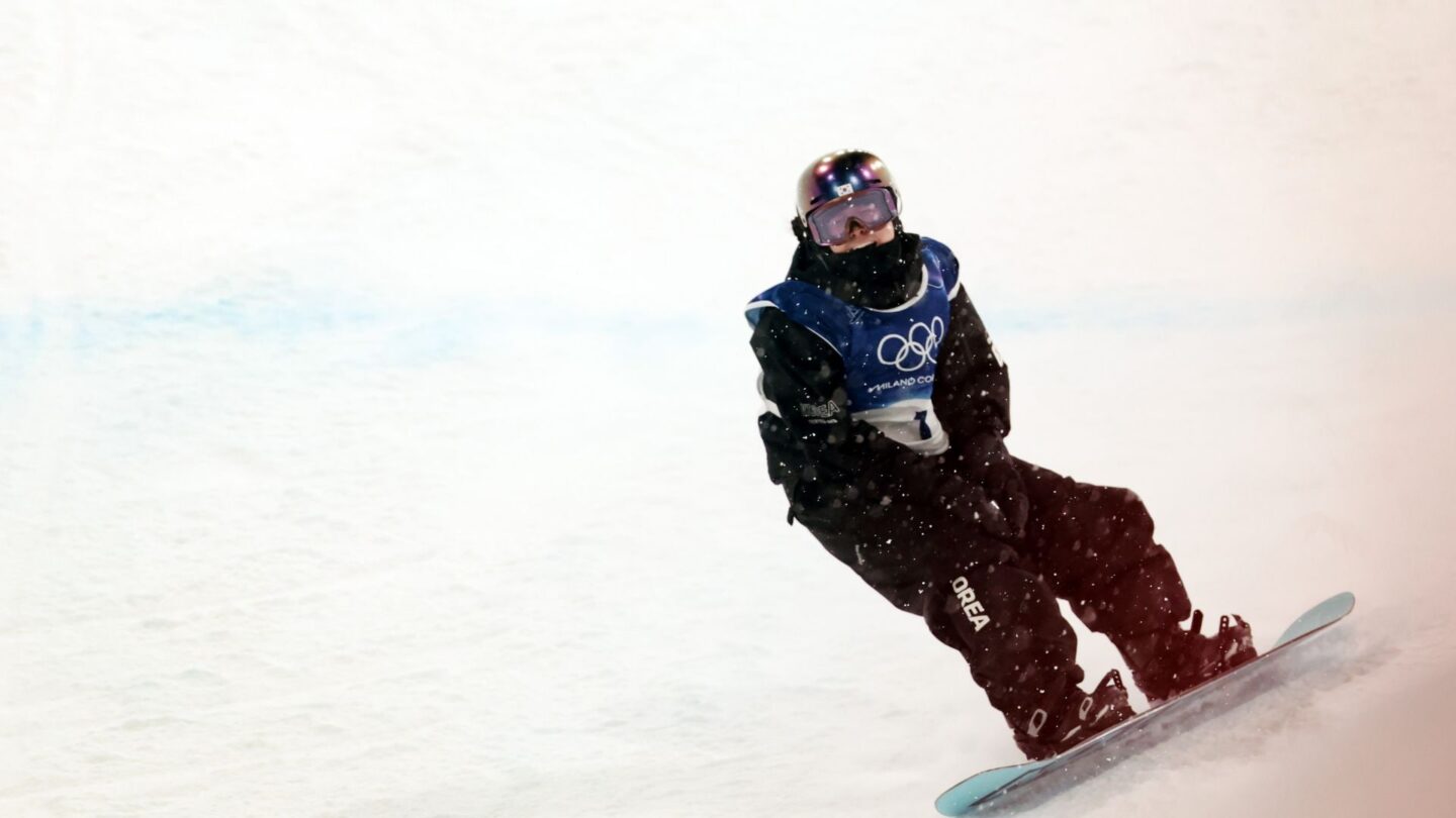 <i>NBC Olympics</i><br/>Gaon Choi upset Chloe Kim in the women's halfpipe final.