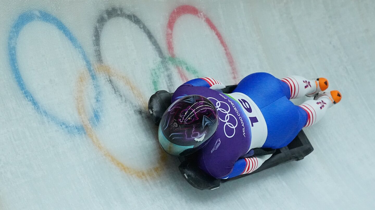 Mystique Ro on skeleton