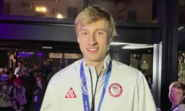 Jordan Stolz joins Mike Tirico.