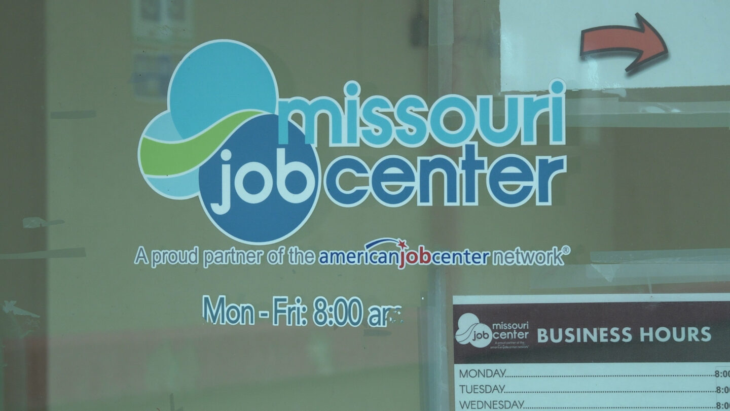 The front door of the Missouri Job Center.
