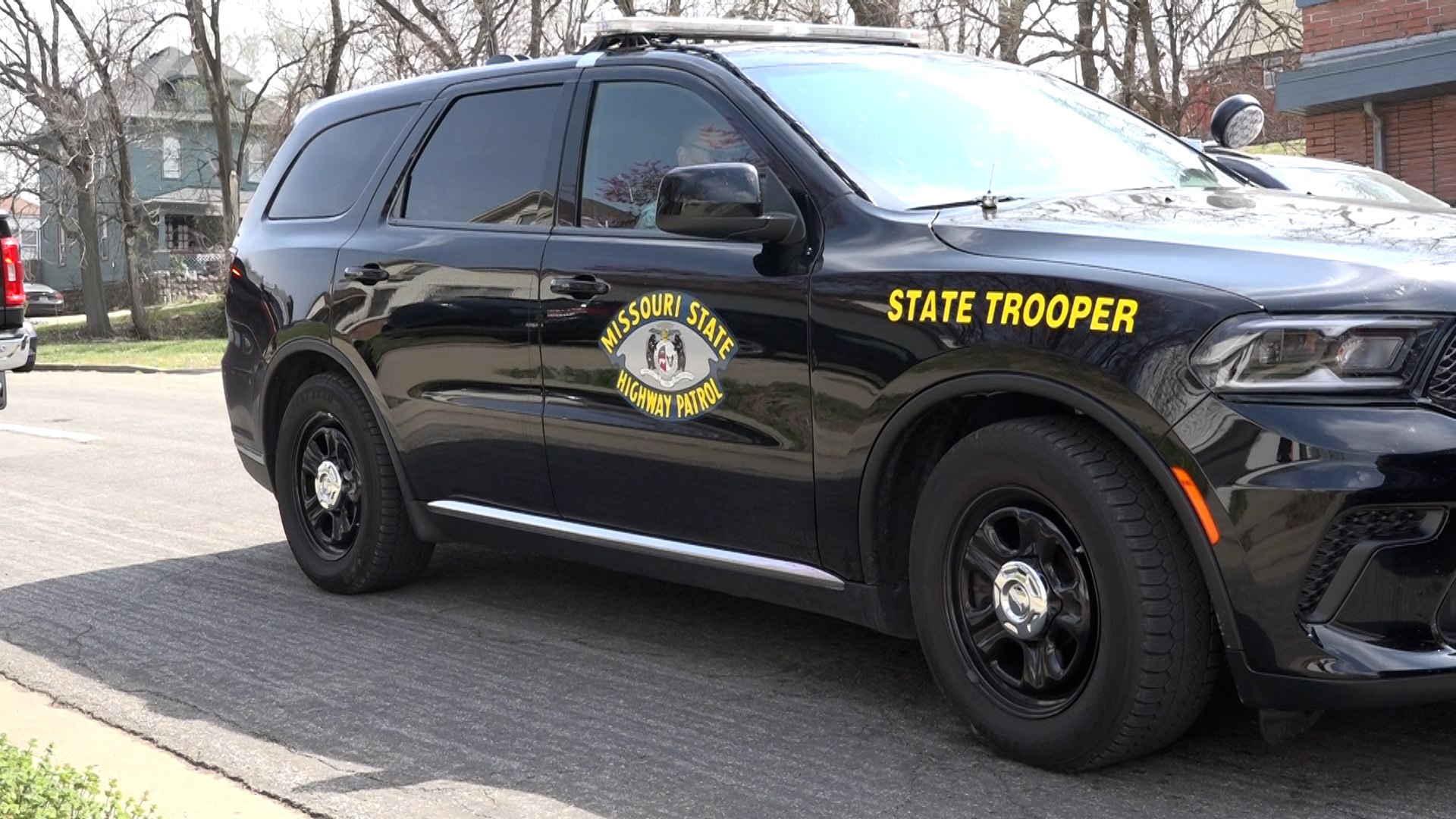 1 man arrested after vehicle pursuit near Faraon Street - KQ2 | St ...