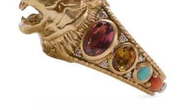 A medallion by L’Atelier Nawbar.