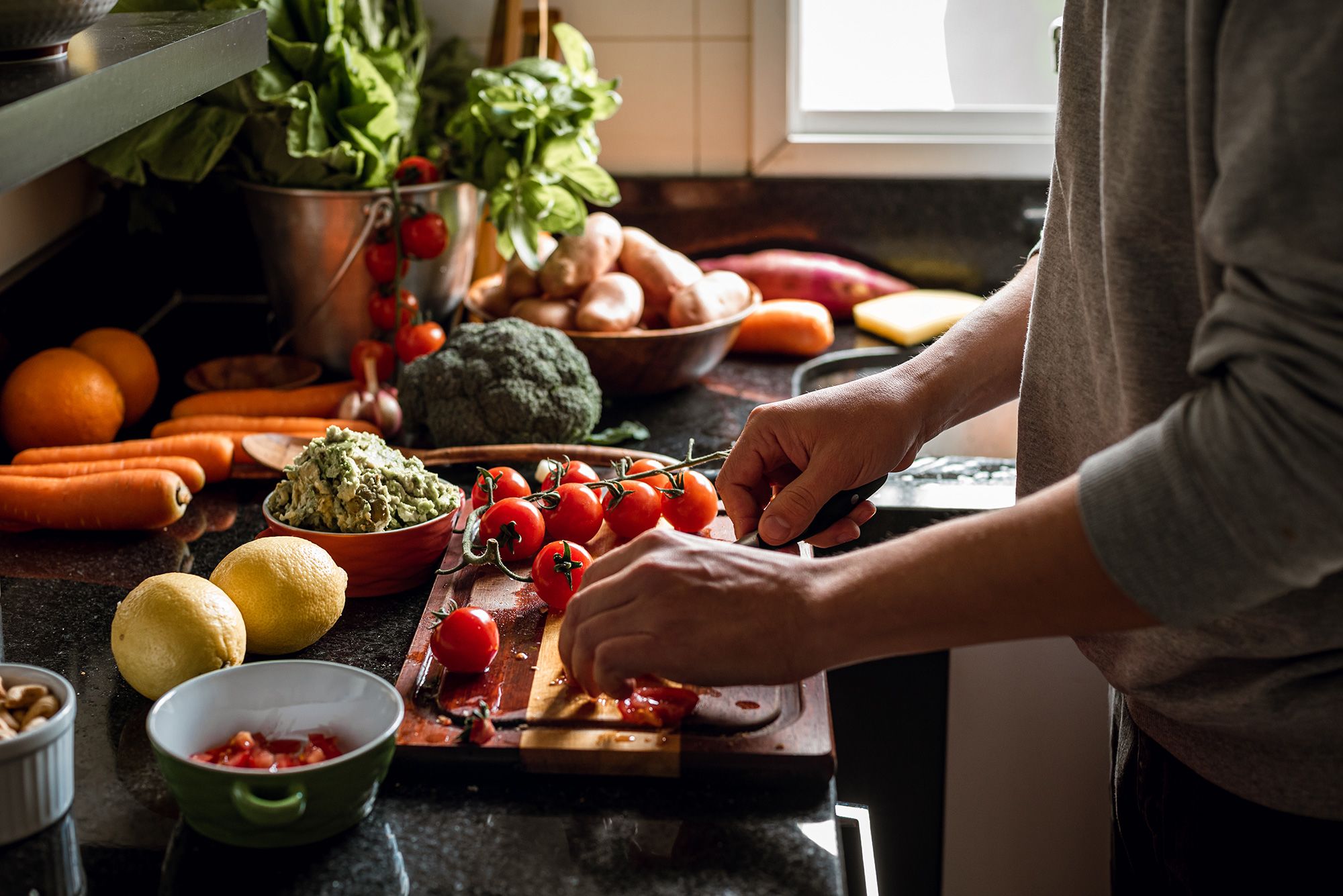 <i>Wesley Soares Ferracini/Moment RF/Getty Images via CNN Newsource</i><br/>Dietician Betheny Doerfler recommends setting aside time to wash and prep produce.