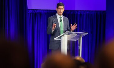 Kevin Warsh speaks at the IMF headquarters in Washington