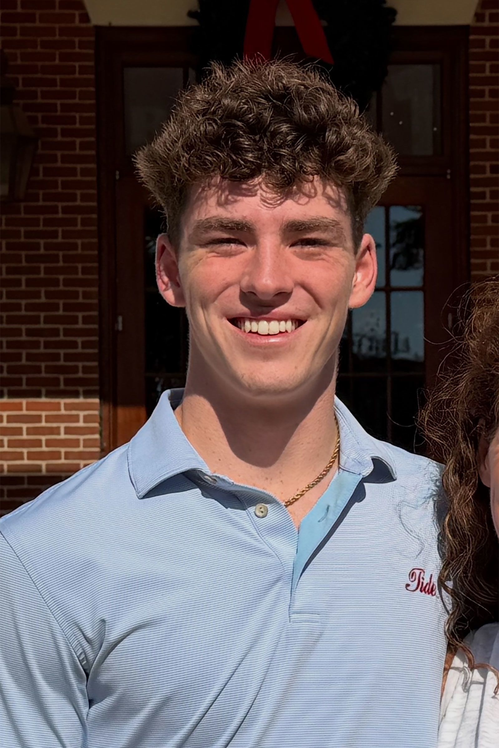 <i>Europa Press News/Getty Images via CNN Newsource</i><br/>Investigators recover a body on the beach of Somorrostro following an underwater search in Barcelona