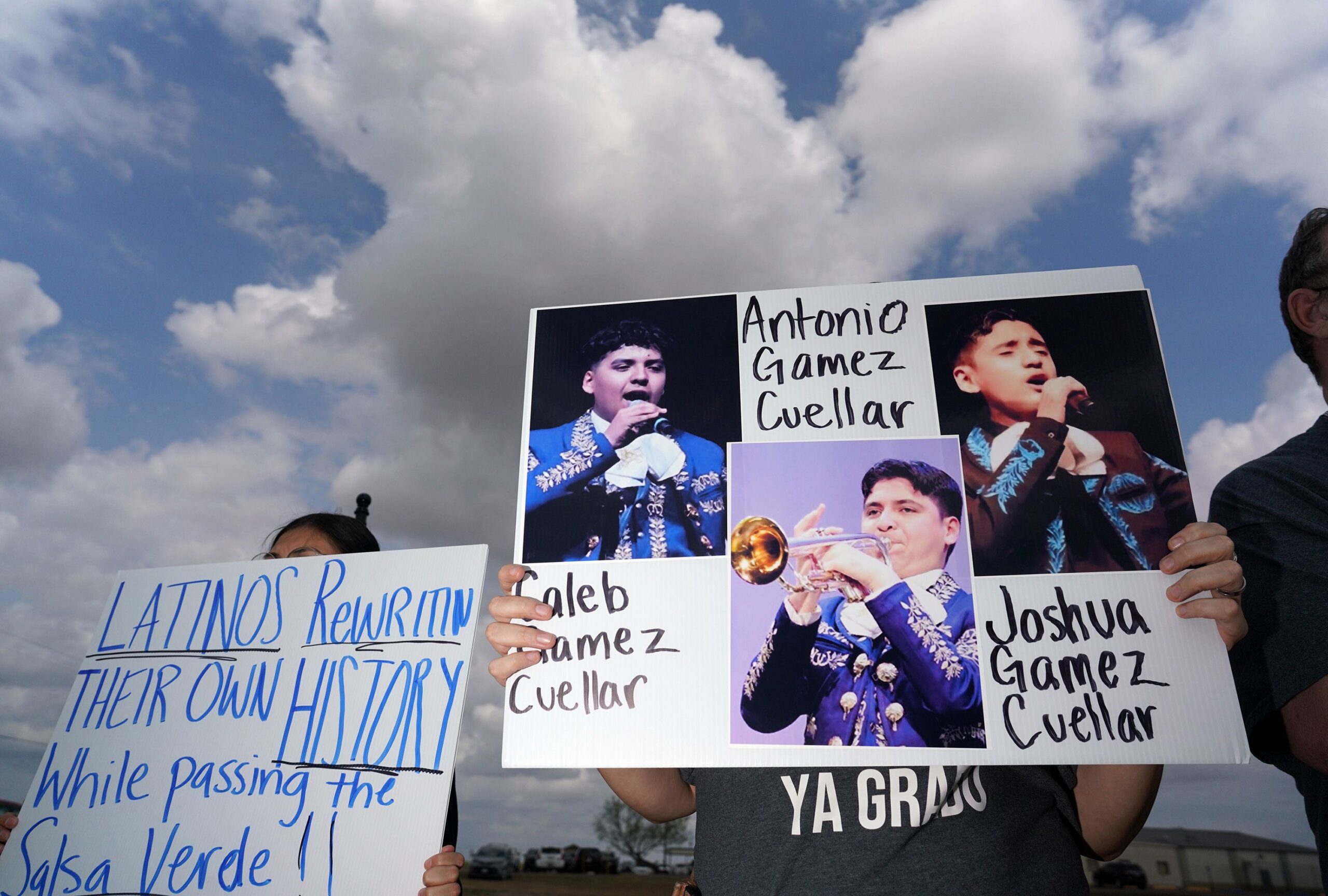 <i>Joel Martinez/The Monitor/AP via CNN Newsource</i><br/>Activists protest the detention of Antonio