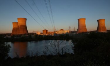 President Donald Trump signs an executive order regarding the Nuclear Regulatory Commission in the Oval Office of the White House in May 2025.