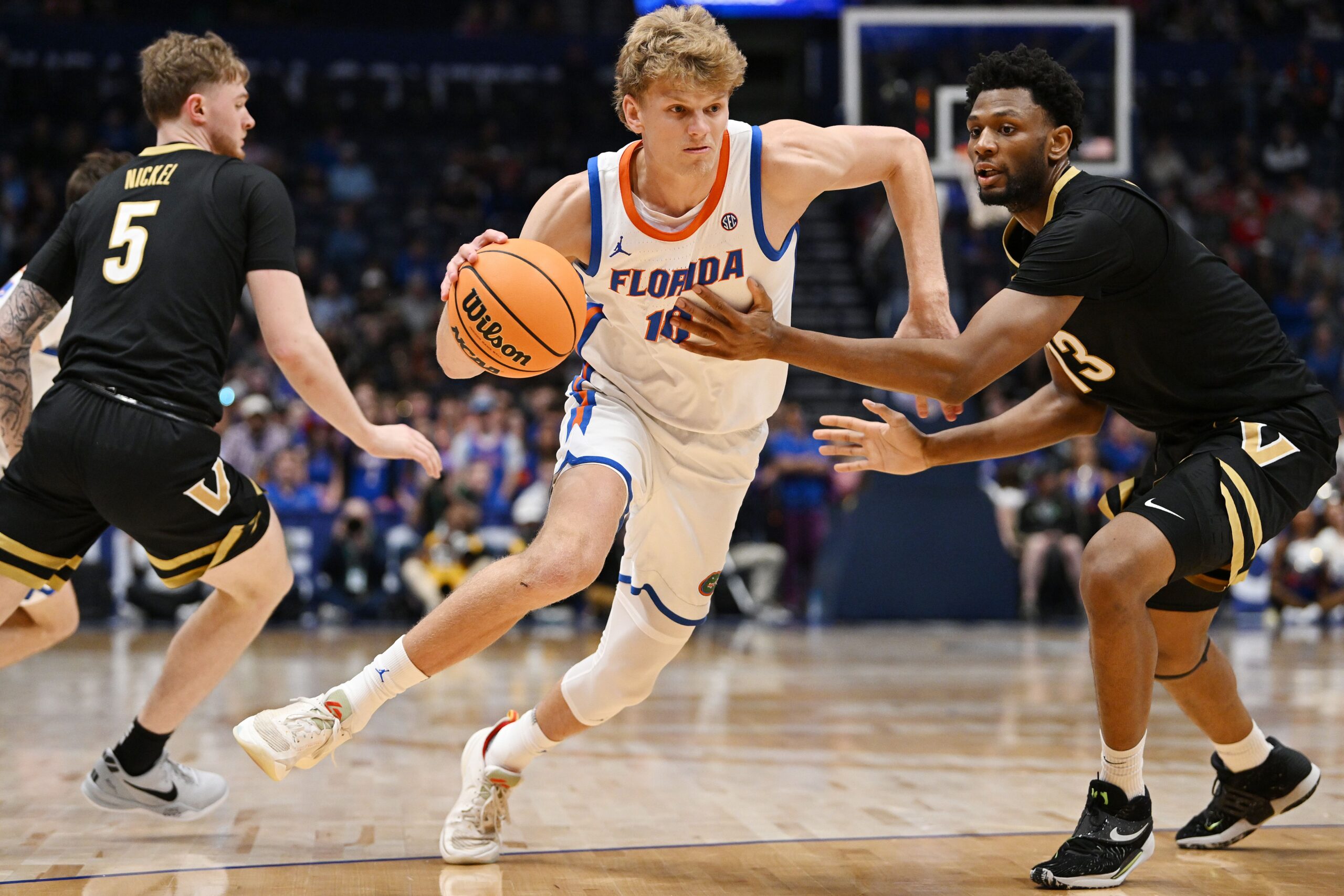 <i>Jacob Kupferman/Getty Images via CNN Newsource</i><br/>Duke players celebrate after winning the ACC Tournament on Saturday.
