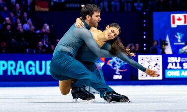 Laurence Fournier Beaudry and Guillaume Cizeron compete in the free dance at the 2026 World Figure Skating Championships.