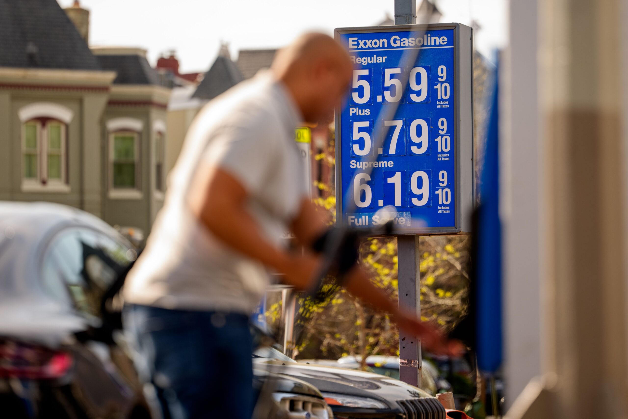 <i>Andrew Harnik/Getty Images via CNN Newsource</i><br/>Sharply rising gas prices can sap household income