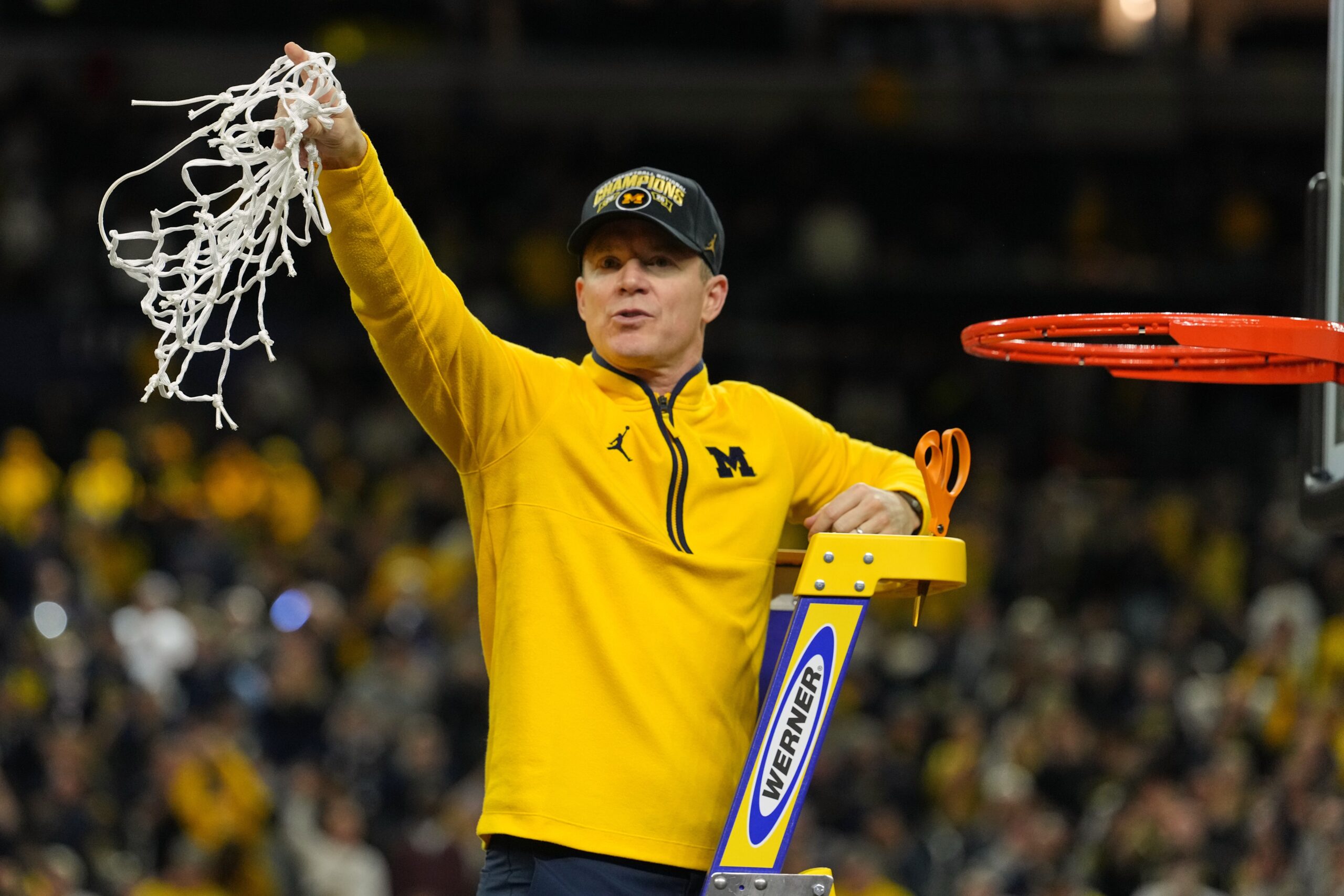 <i>AJ Mast/AP via CNN Newsource</i><br/>Michigan's Yaxel Lendeborg celebrates after the title win.