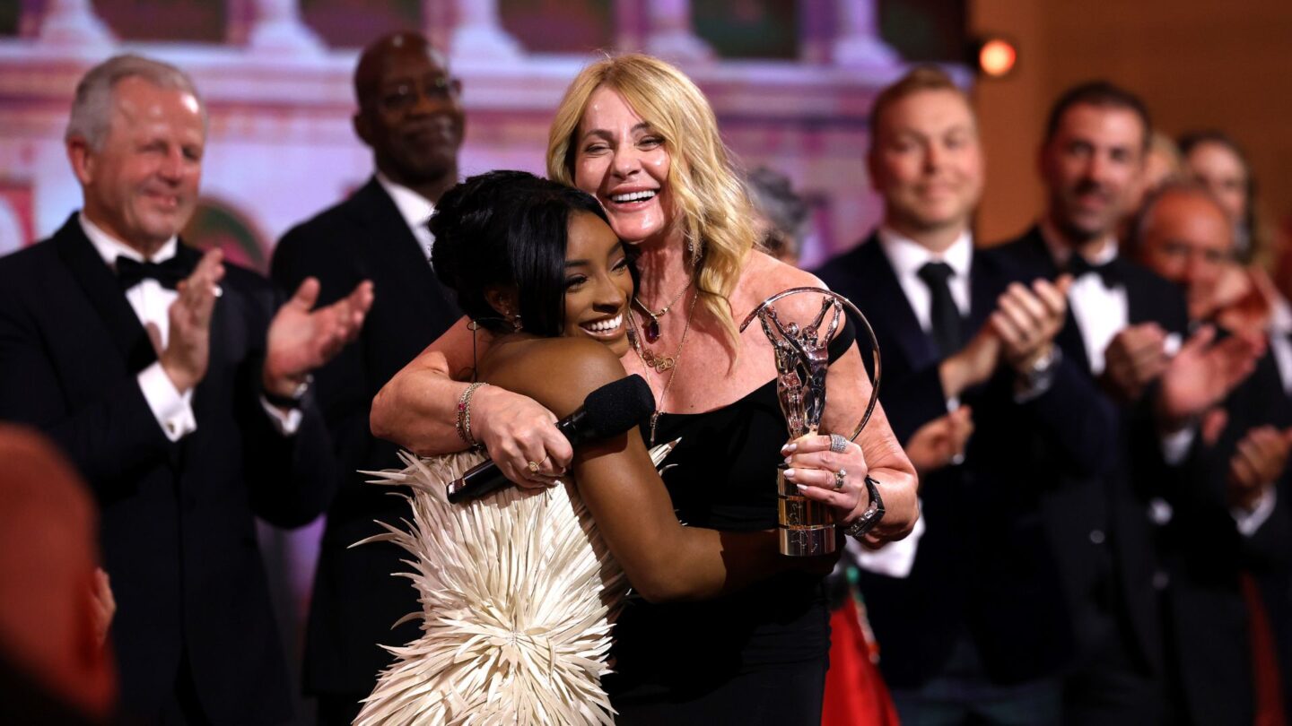 <i>NBC Olympics</i><br/>Nadia Comăneci is presented with the Laureus Lifetime Achievement Award by Simone Biles.