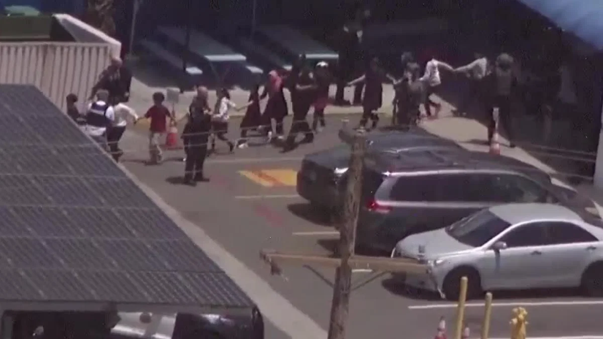 The San Diego Police Department is at the Islamic Center of San Diego for a reported active shooter
