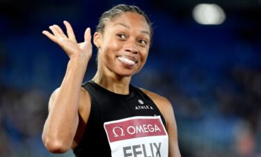 Allyson Felix of United States waves and smiles after compete in the 200m women during the IAAF Diamond League Golden Gala meeting at Olimpic stadium in Rome (Italy)