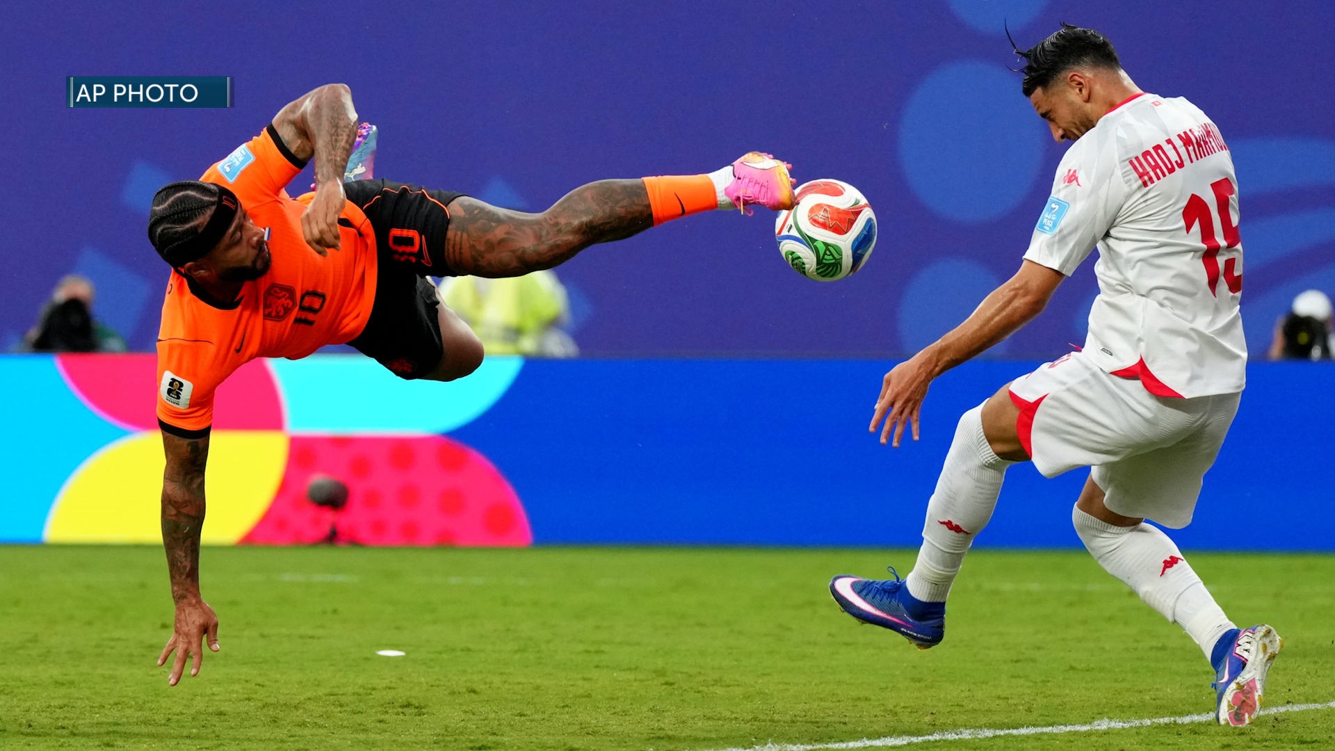 Netherlands defeats Tunisia in Kansas City, Dutch advance to knockout stage