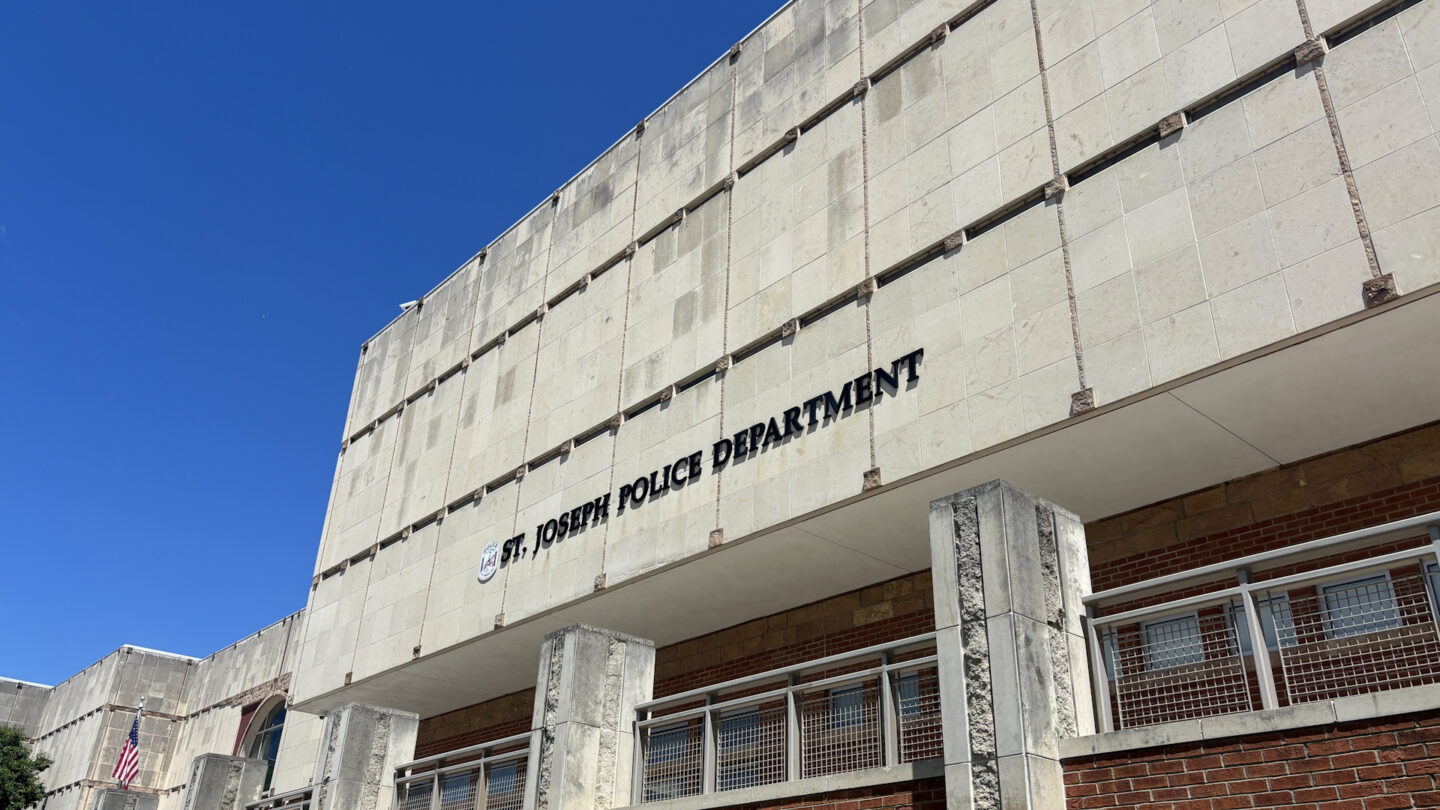 The front of the St. Joseph Police Department on Faraon Street