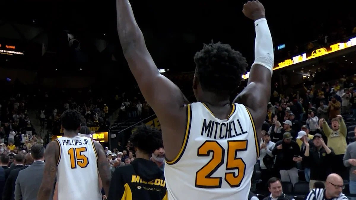 Former Mizzou forward Mark Mitchell