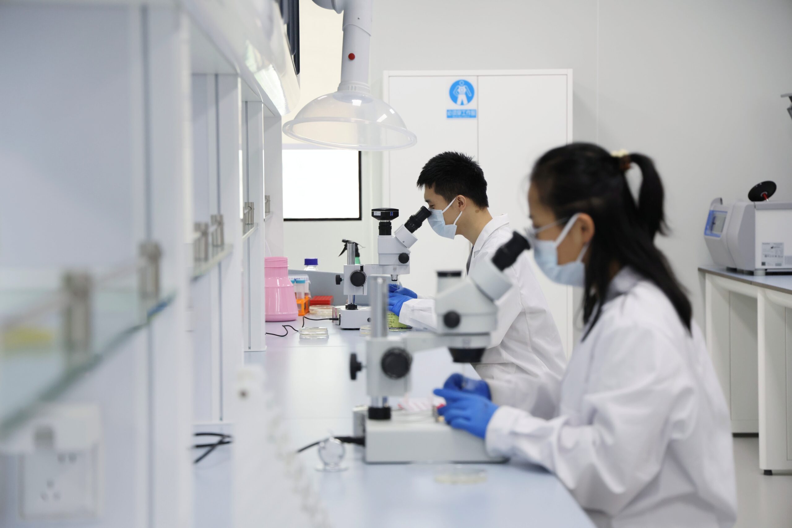 <i>Liang Xu/Xinhua/Getty Images via CNN Newsource</i><br/>Researchers work at a laboratory at the Research Institute of Tsinghua University in Shenzhen