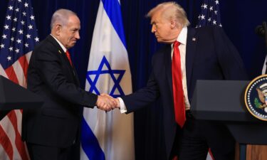 Israeli Prime Minister Benjamin Netanyahu with US President Donald Trump at Trump's Mar-a-Lago club on December 29