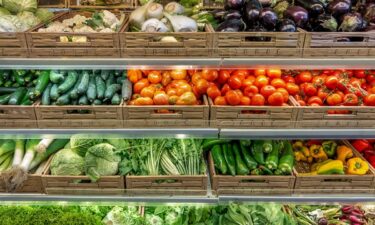 Fresh food is winning the grocery price war