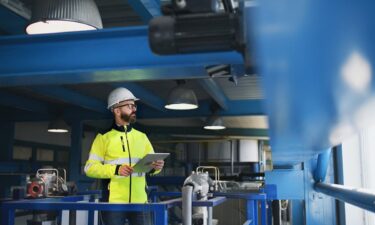 3 in 4 US manufacturers admit their warehouse networks are falling behind