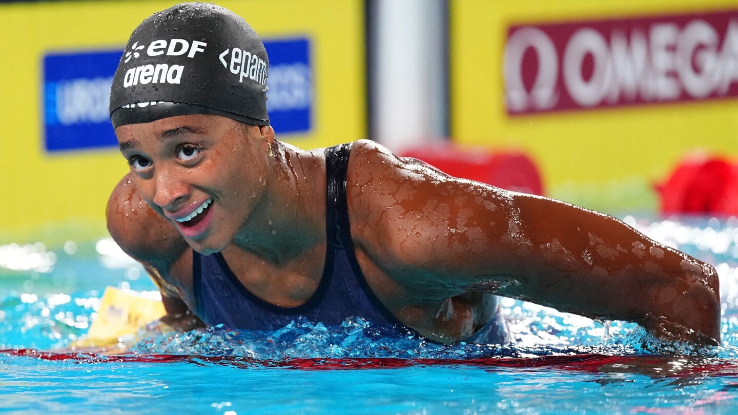 Italy's Sara Curtis reacts after setting a new world record in a semi-final of the women's 50m backstroke swimming event during the LEN European Aquatics Championships at the Olympic Aquatic Centre in Saint-Denis