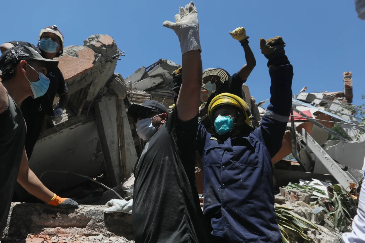 <i>via CNN Newsource</i><br/>Not available