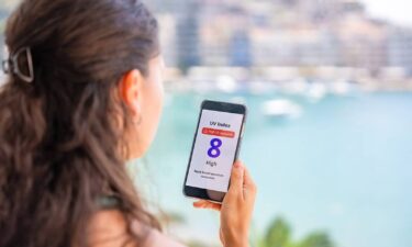 What time of day is the sun most dangerous? UV exposure hour by hour