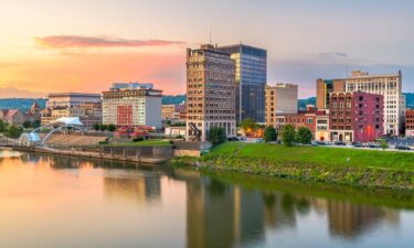 The states where people have lived in the same house the longest