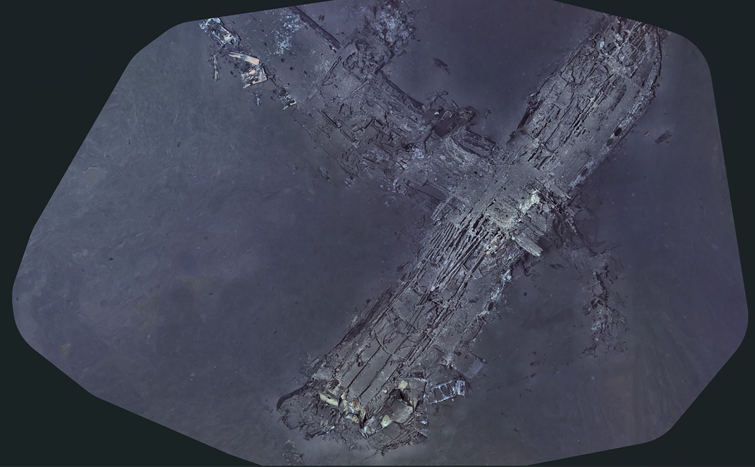 <i>Courtesy AirSea Heritage Foundation and Deep Sea Vision via CNN Newsource</i><br/>Mosaic image of Clipper Endeavor wreck