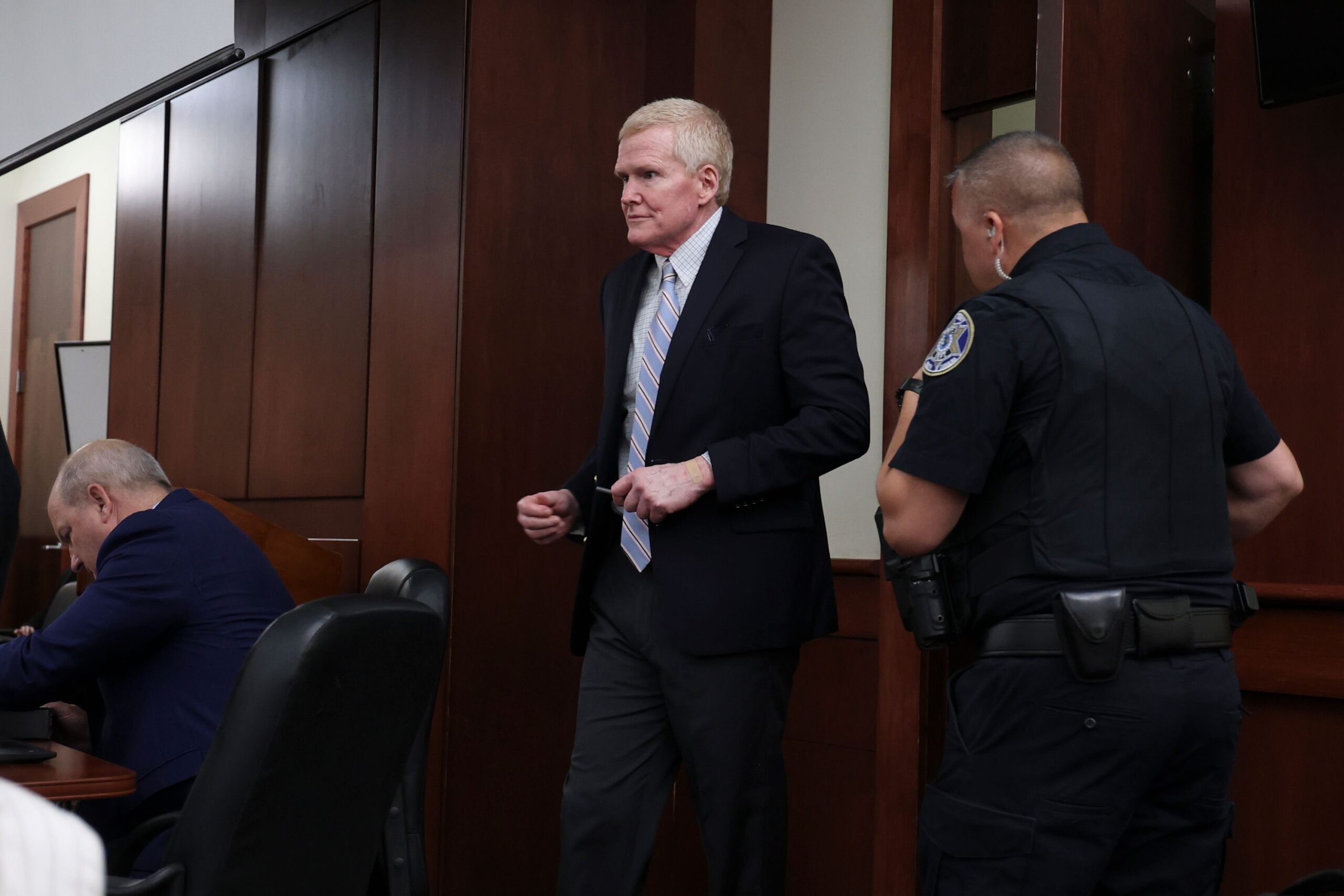 <i>Tracy Glantz/Pool/The State via CNN Newsource</i><br/>Defense attorney Dick Harpootlian represents his client