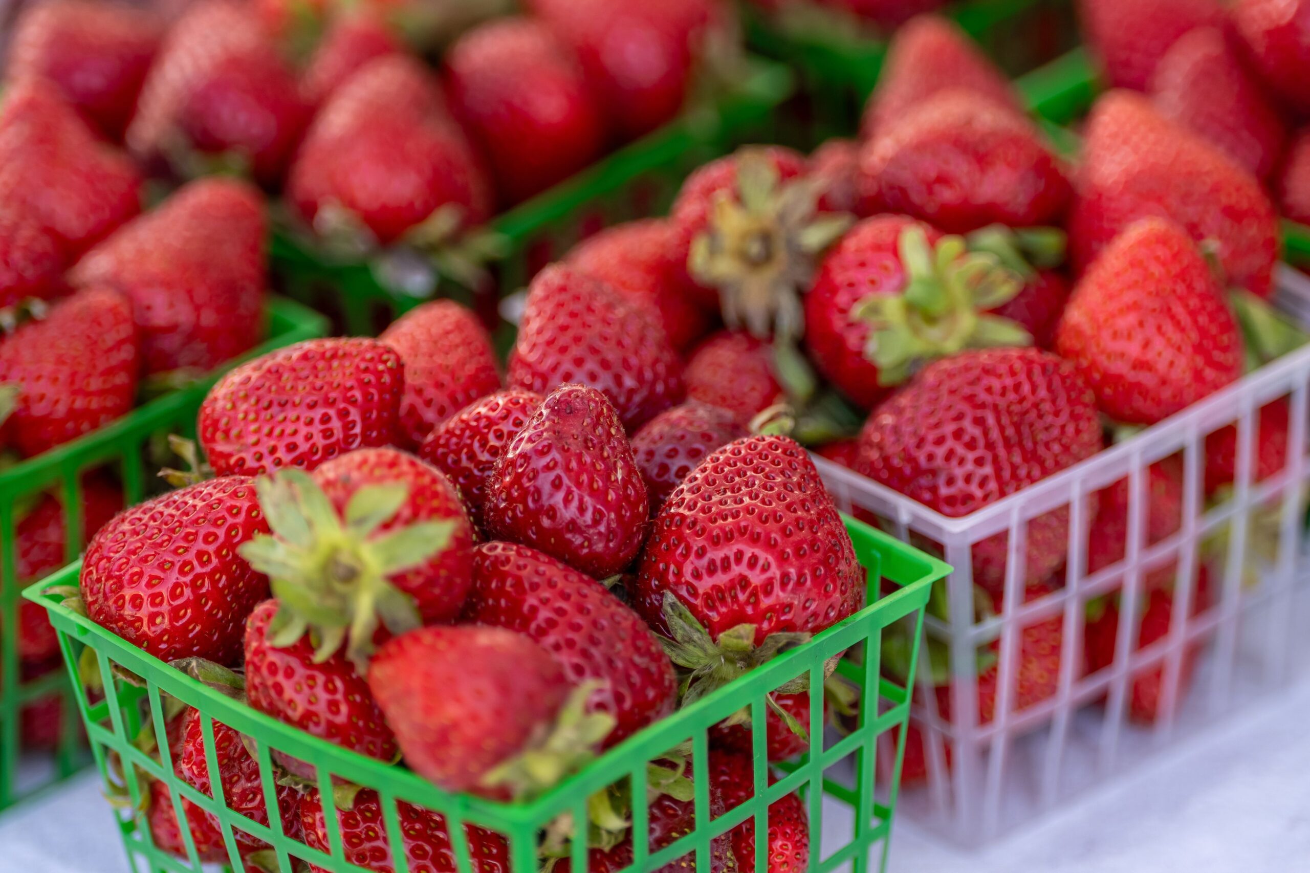 <i>David Paul Morris/Bloomberg/Getty Images via CNN Newsource</i><br/>Strawberries sit for sale during a farmers market at the Ferry Building in San Francisco on July 16.