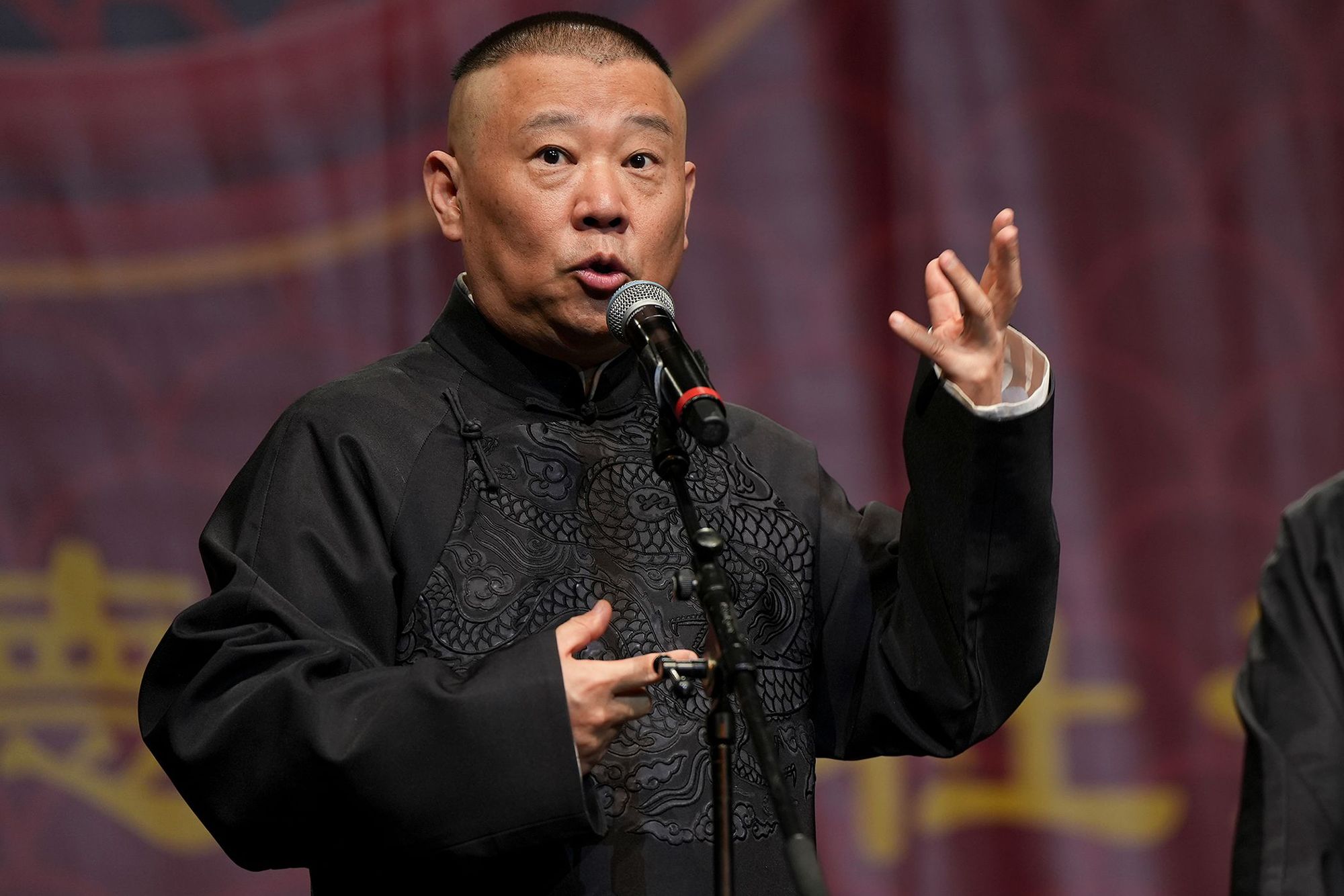 <i>Xinhua/Shutterstock via CNN Newsource</i><br/>Guo Degang performs Xiangsheng