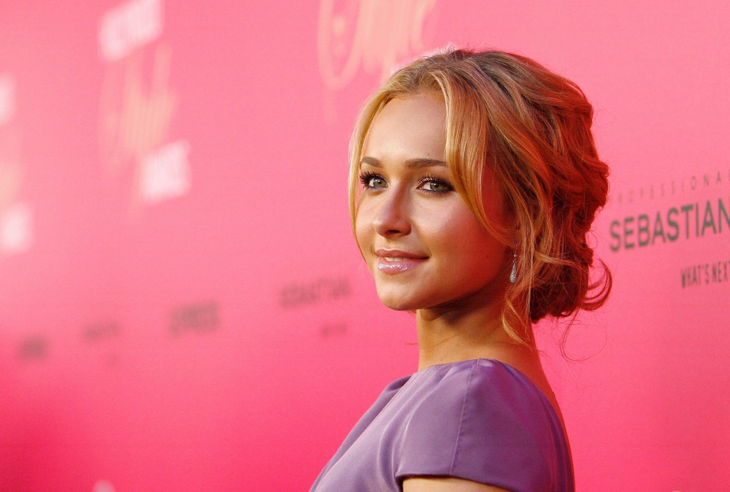 <i>Mario Anzuoni/Reuters via CNN Newsource</i><br/>Actress Hayden Panettiere poses at the 6th Annual Hollywood Style awards at the Armand Hammer museum in Los Angeles October 11