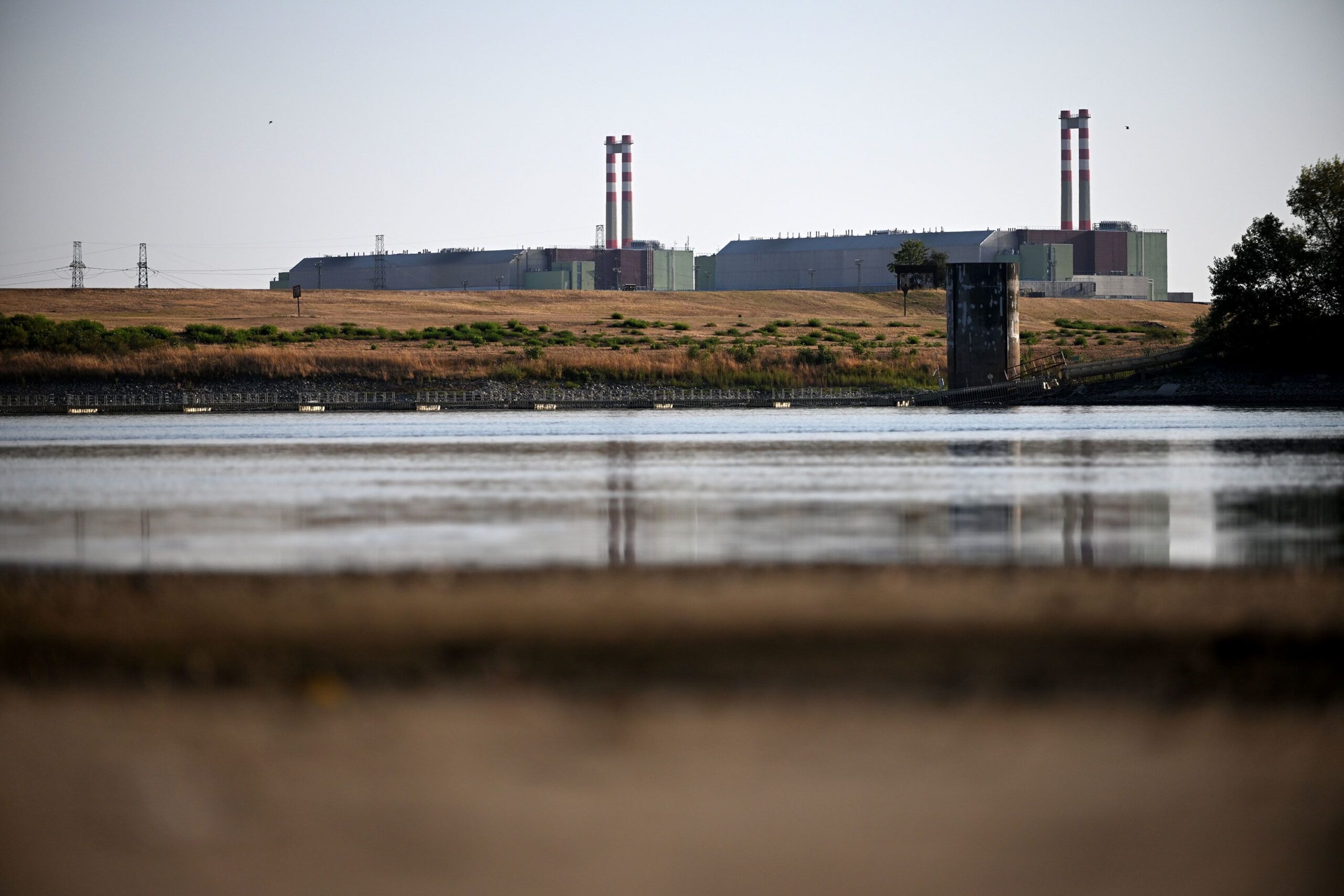<i>Balint Szentgallay/NurPhoto/Getty Images via CNN Newsource</i><br/>A general view of the Paks Nuclear Power Plant during a guided tour in Paks