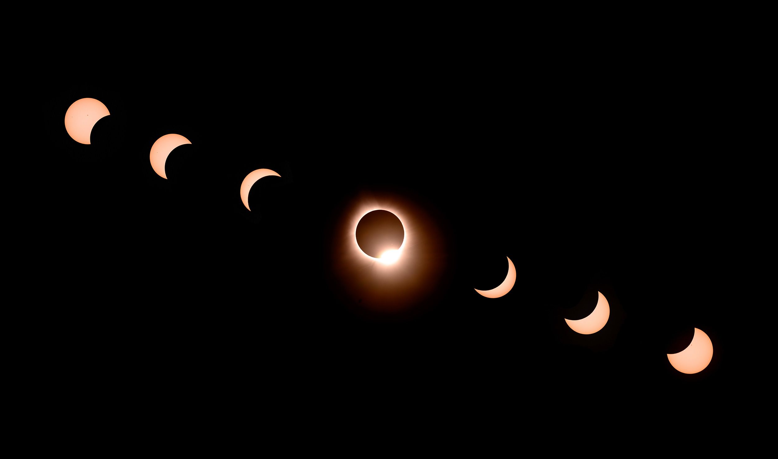 <i>Mohamed Abd El Ghany/Reuters via CNN Newsource</i><br/>Egypt's pyramids will be in the path of the 2027 eclipse.