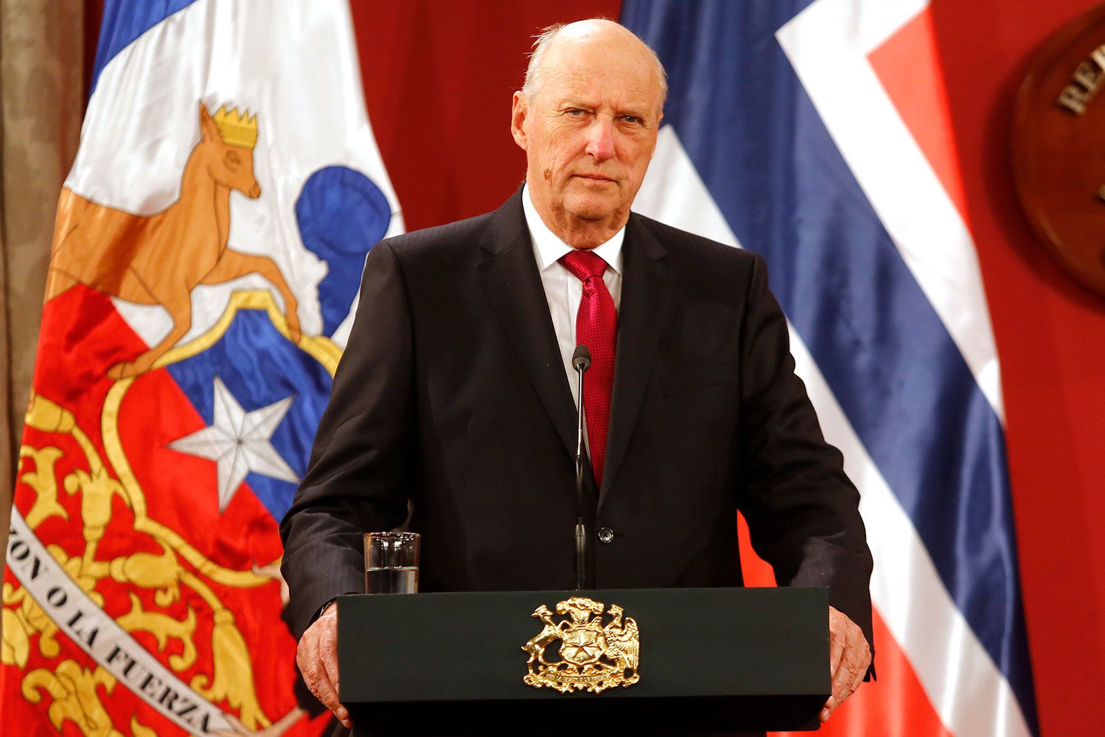 <i>Marcelo Hernandez/Getty Images via CNN Newsource</i><br/>King Harald V during a press conference during a visit to Chile on March 27