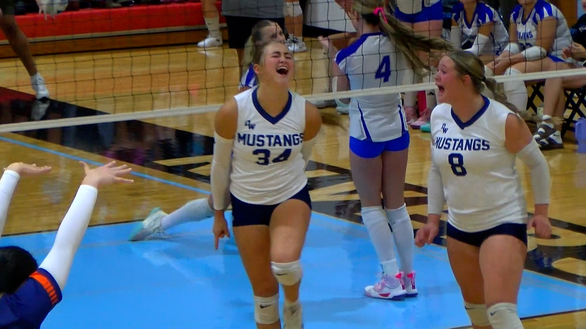 Doniphan West High School volleyball wins Tri-Meet with Riverside and Troy