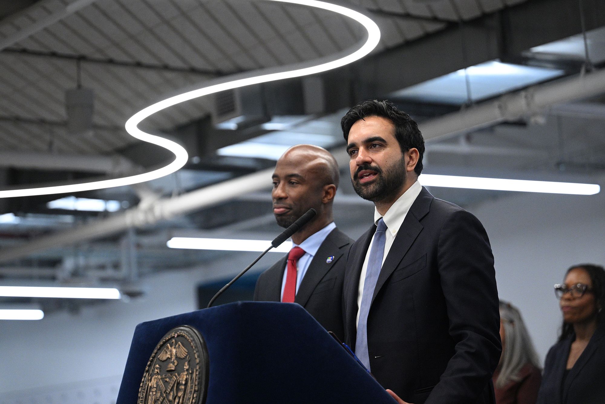 <i>Erik Pendzich/Shutterstock via CNN Newsource</i><br/>Schools Chancellor Kamar Samuels and Mayor Zohran Mamdani announce new restrictions on screen time and AI use for New York City public school students on September 2.