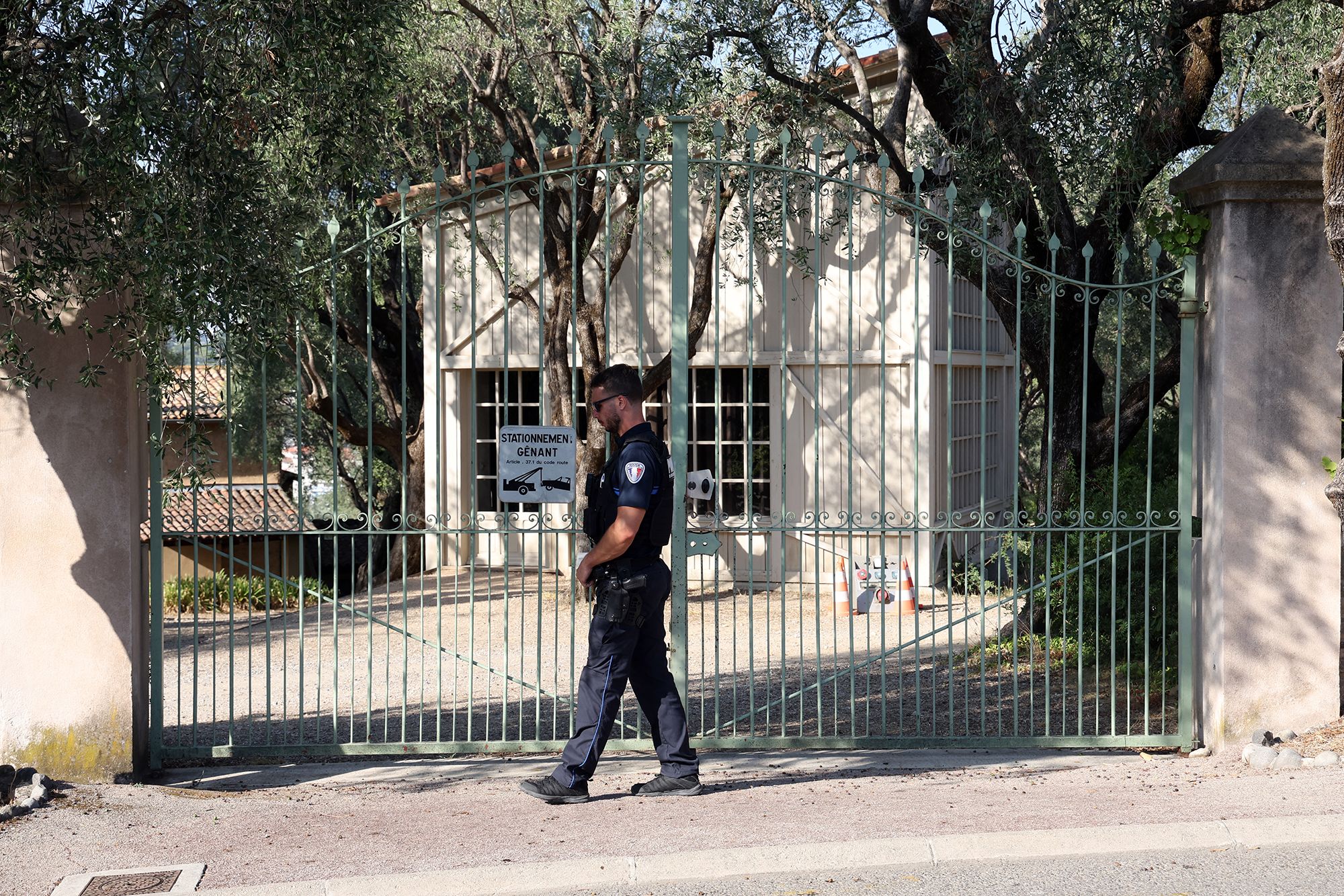 <i>Valery Heche/AFP/Getty Images via CNN Newsource</i><br/>A police officer pictured outside the Renoir Museum in Cagnes-sur-Mer