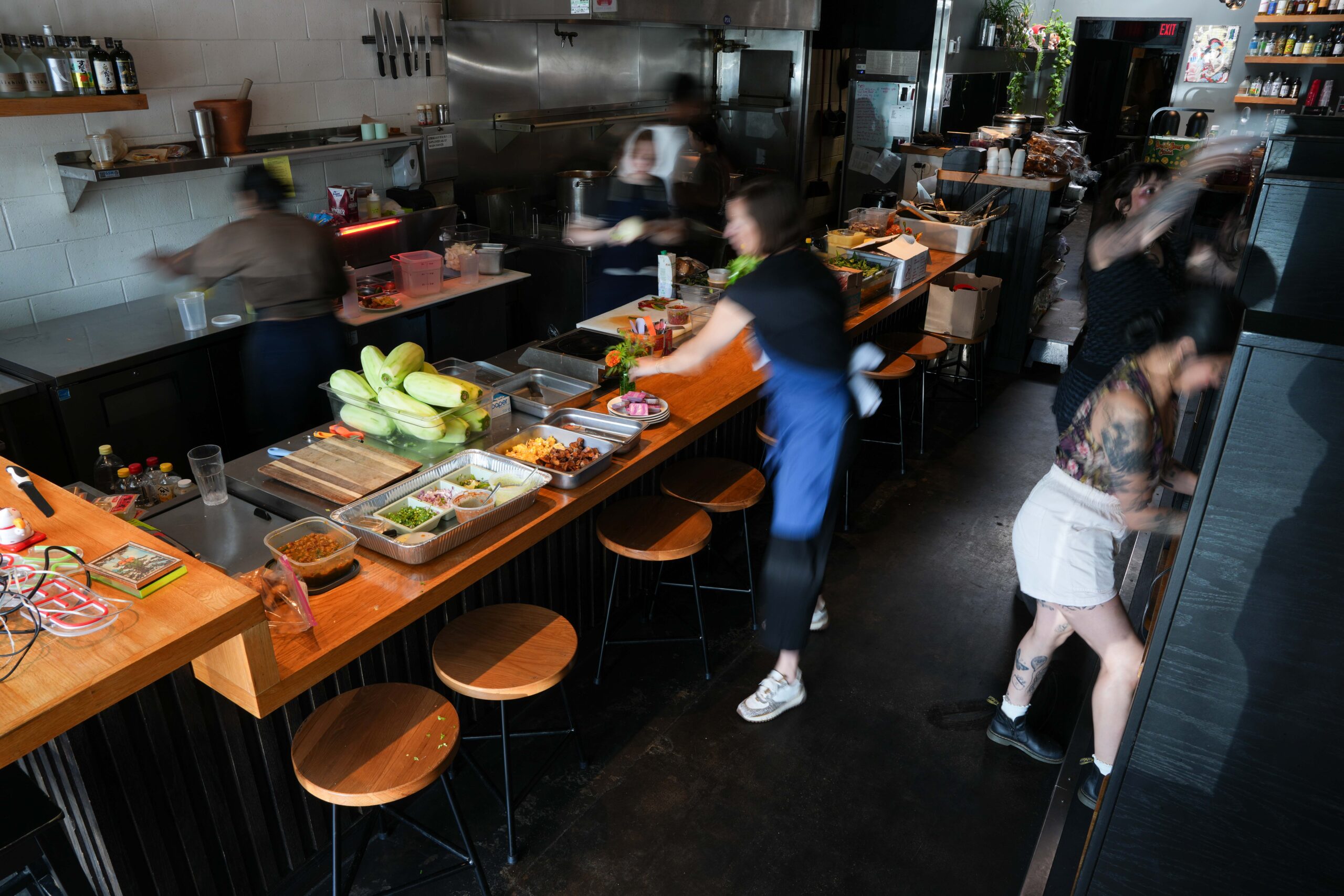 <i>Austin Steele/CNN via CNN Newsource</i><br/>As the clock ticks closer to opening time