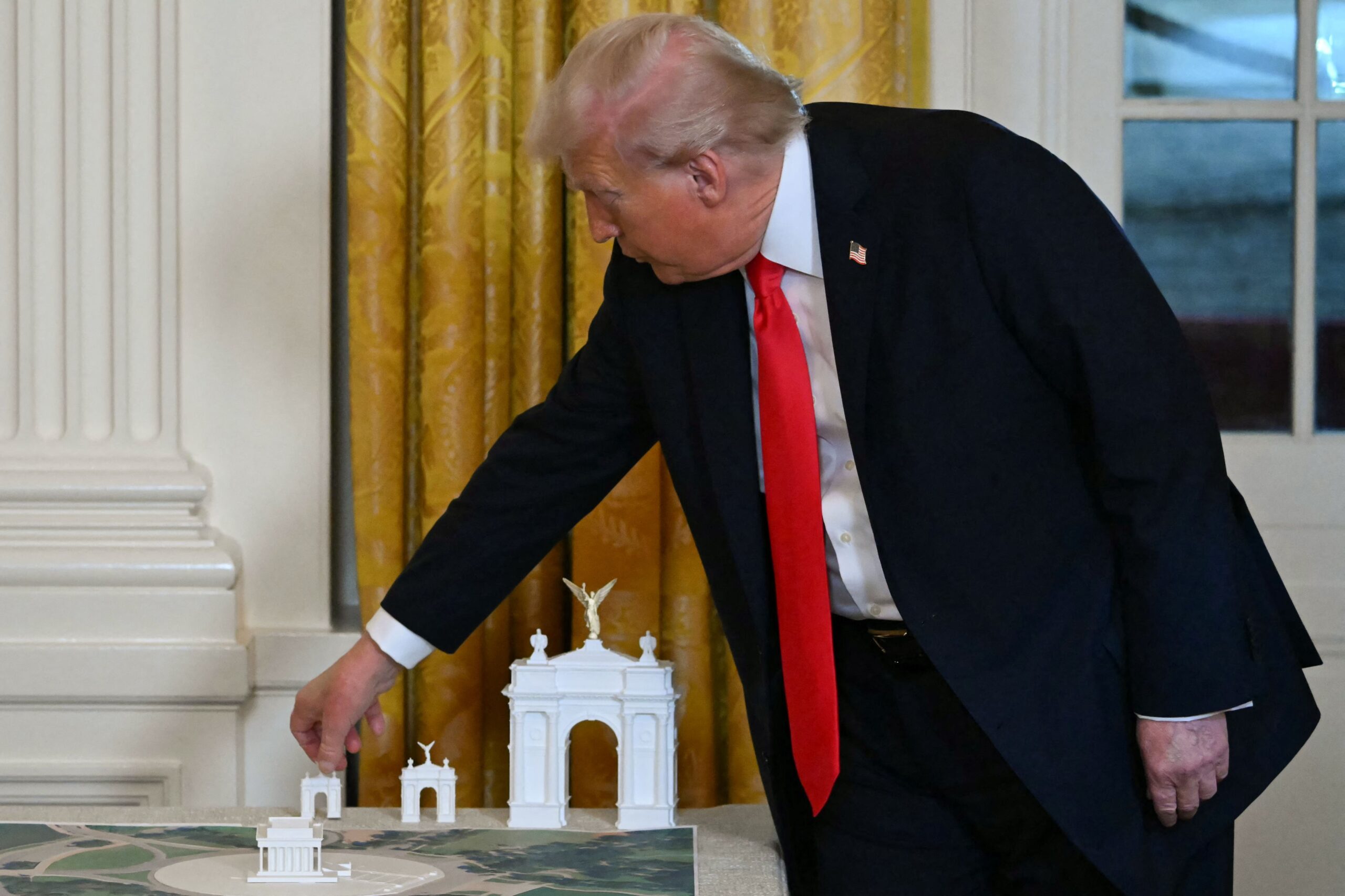 <i>US Commission of Fine Arts via CNN Newsource</i><br/>This rendering shows the design for President Donald Trump’s proposed “Triumphal Arch” in Washington