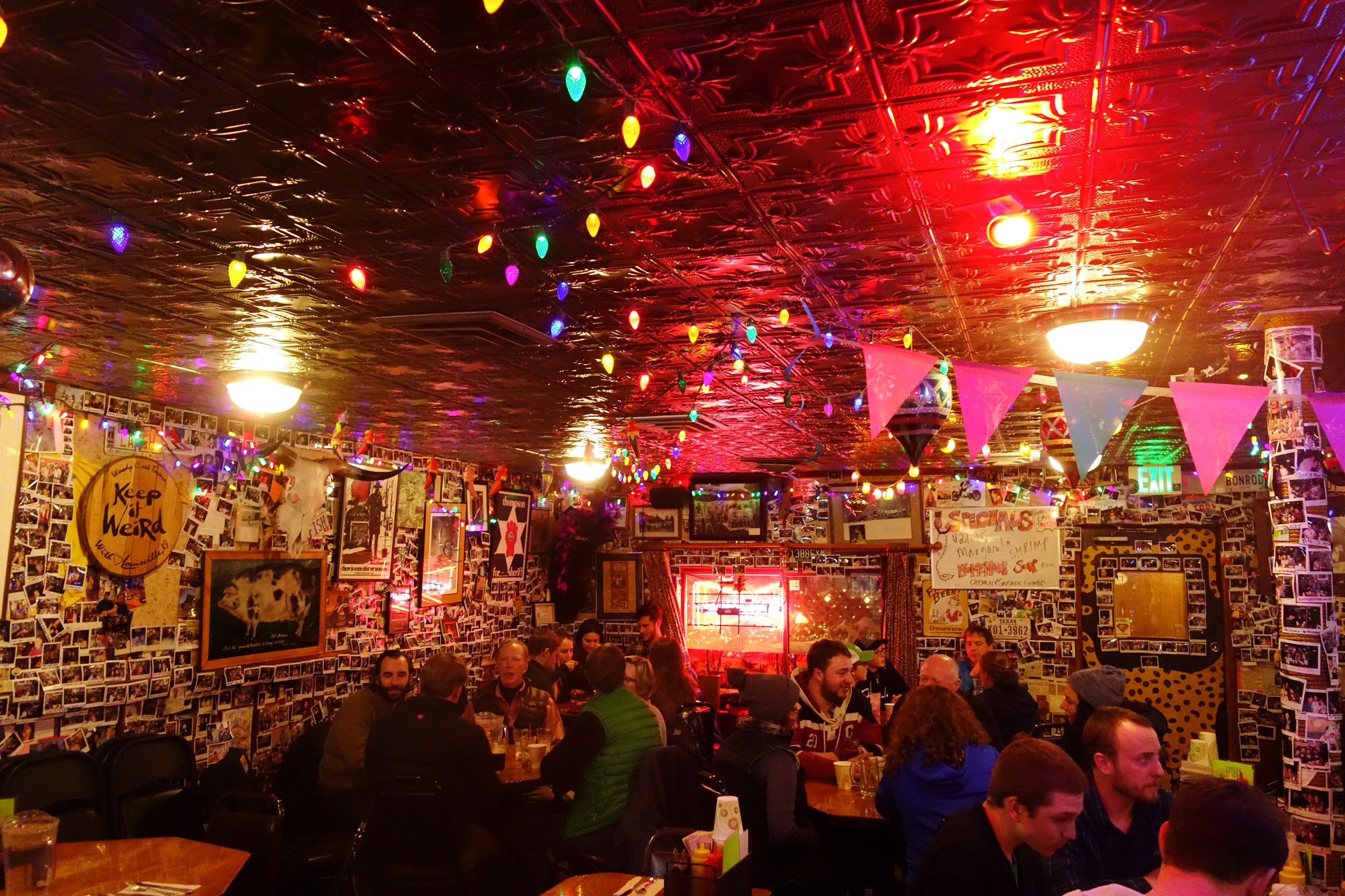 <i>Glenn Wood via CNN Newsource</i><br/>The psychedelic '60s spirit lives on at the Grateful Deli.
