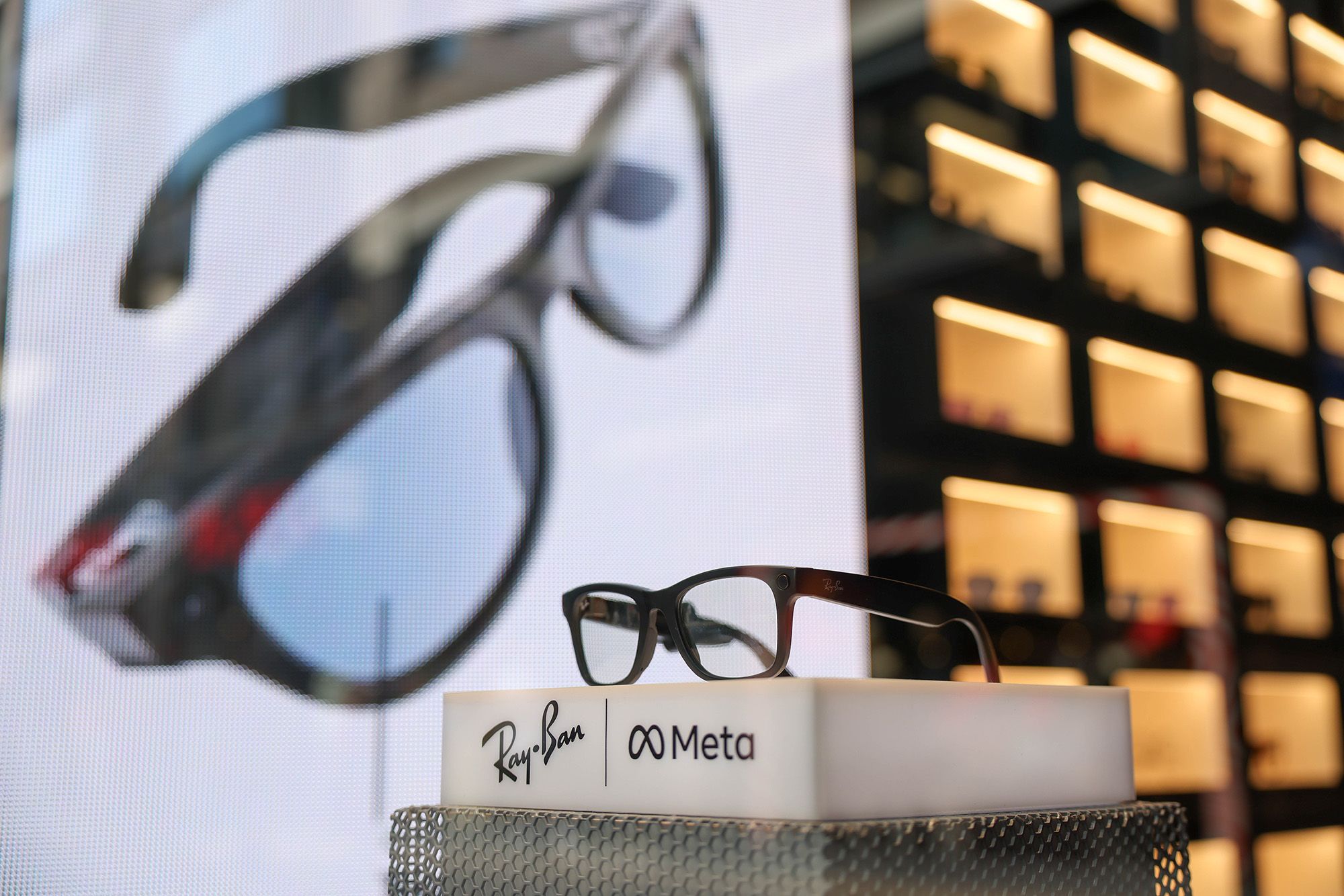 <i>Hollie Adams/Bloomberg/Getty Images via CNN Newsource</i><br/>Ray-Ban Meta smart glasses on display in the window of a Ray Ban store in London in July 2024.