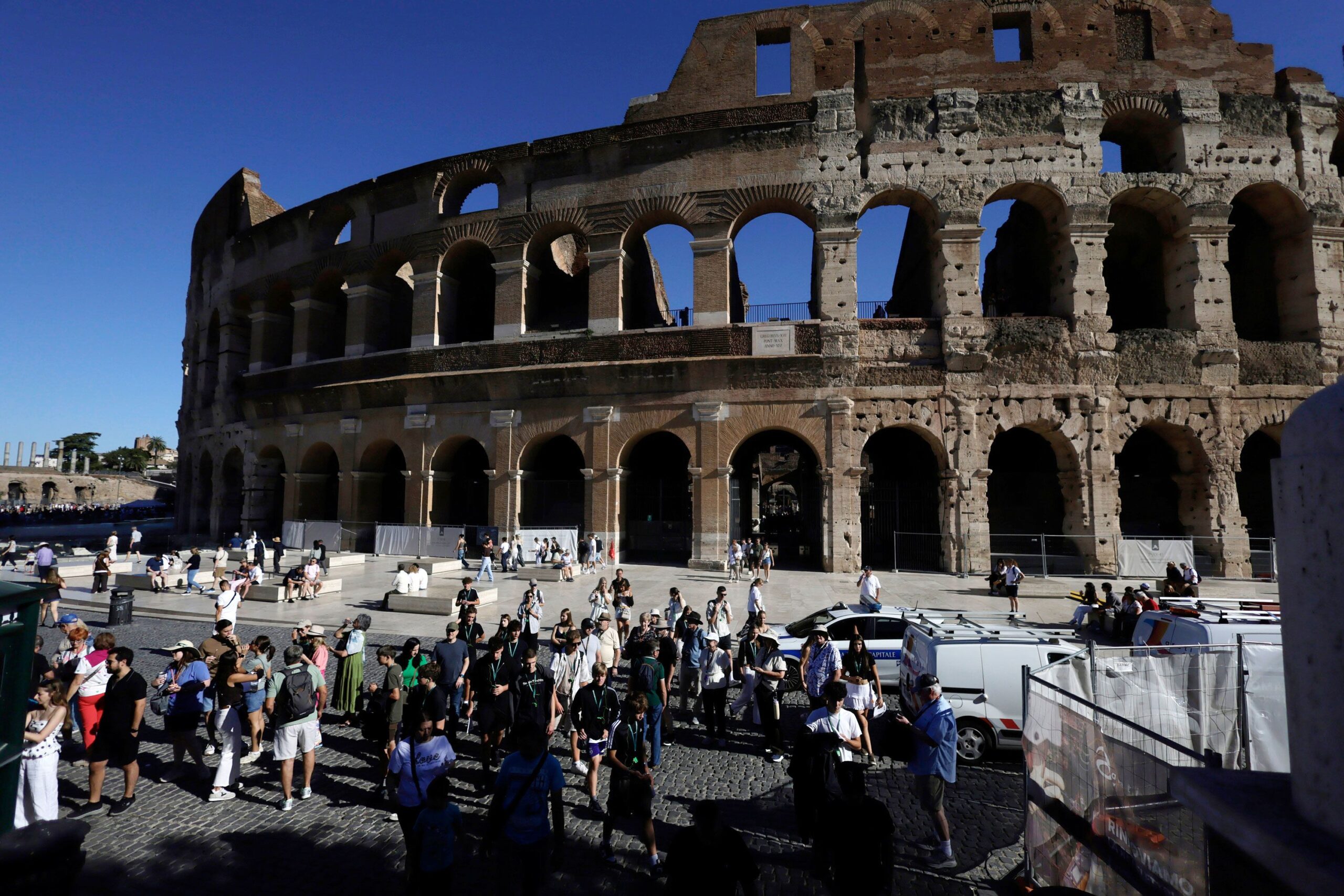 <i>Cecilia Fabiano/LaPresse/AP via CNN Newsource</i><br/>Tourists gather outside the Colosseum in Rome on Wednesday
