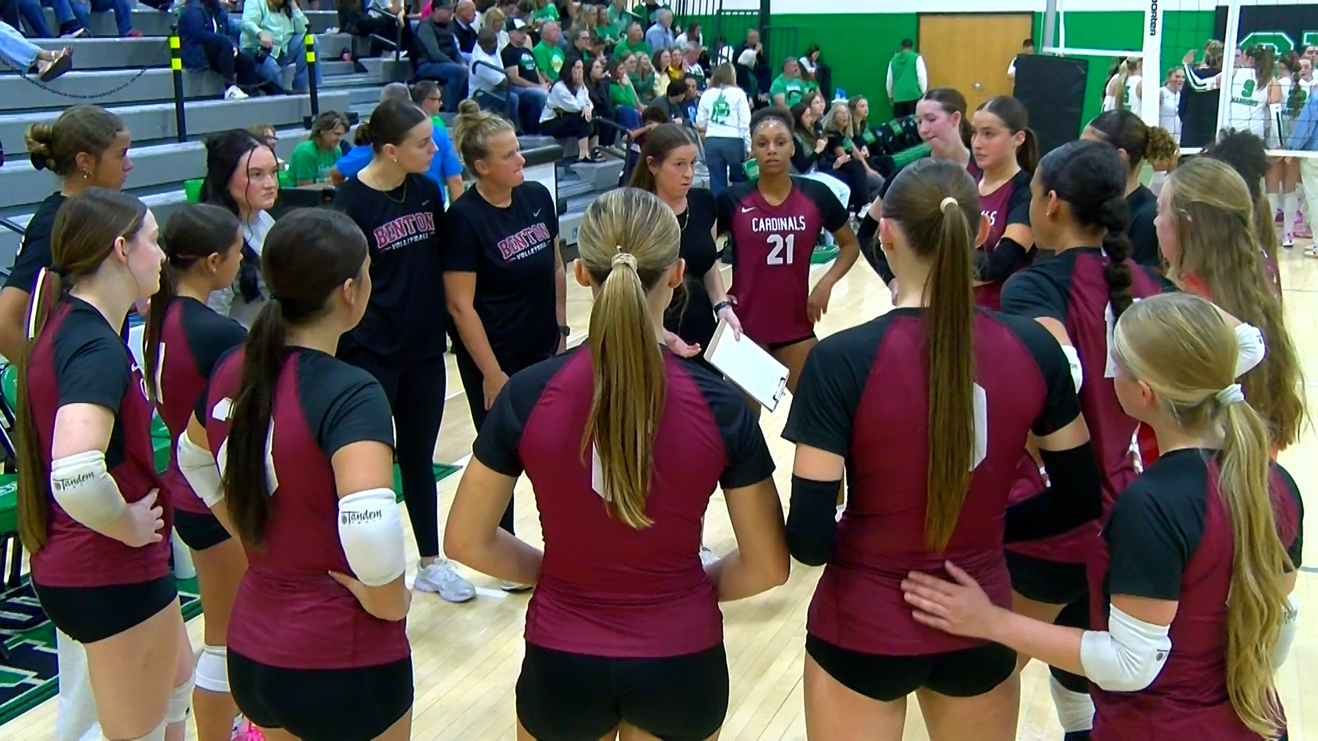 Benton High School volleyball's season ends in District Championship defeat to Smithville